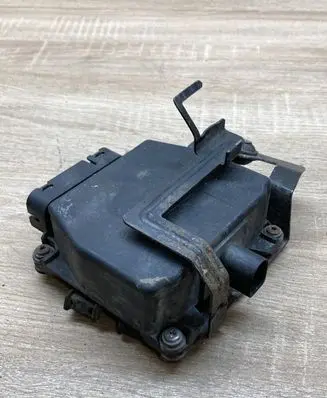 Volkswagen Golf V Turbo solenoid valve 1K0906279B