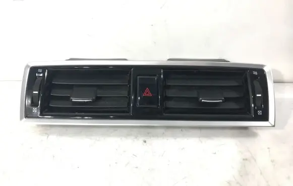 Subaru Outback (BS) Dash center air vent grill 66110AL20A