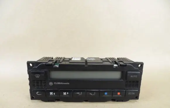 Volkswagen PASSAT B5.5 Climate control unit 3B1907044H 2400022303