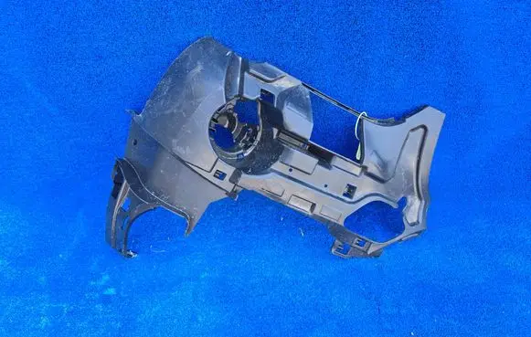 BMW X1 F48 F49 Front bumper mounting bracket 7354820