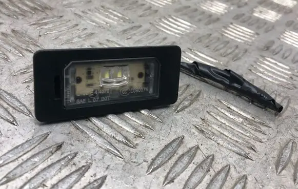 BMW 5 E60 E61 Number plate light 7193293
