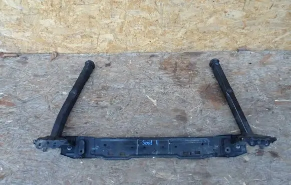 Peugeot 3008 II Front bumper support beam 