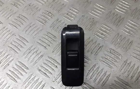 Nissan Primera Quarter vent window switch 80960-BA000