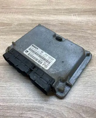 Opel Astra H Engine control unit/module ECU 24417167 0281010267