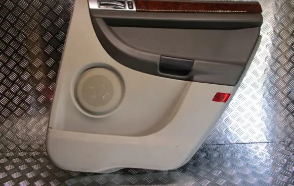 Chrysler Pacifica Door card panel trim set 
