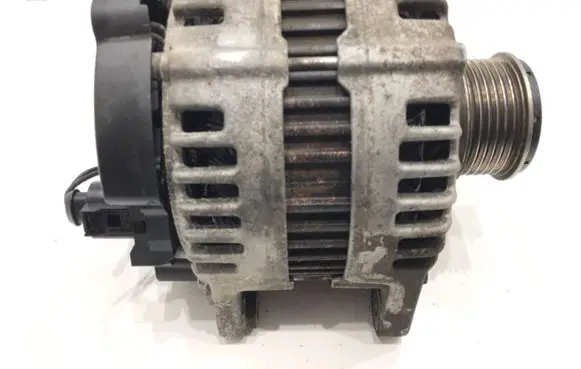 Volkswagen PASSAT B6 Generator/alternator 03G903023