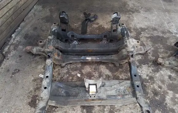 Mercedes-Benz Sprinter W906 Front subframe