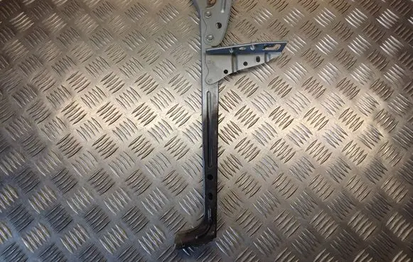 Toyota Corolla Verso E121 Radiator support slam panel bracket 