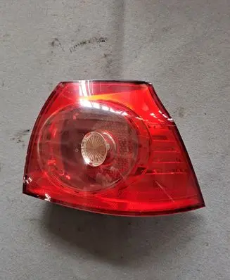 Volkswagen Golf V Rear/tail lights 1K6945096E