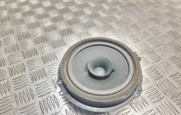 Ford Focus Rear door speaker AA6T18808CA 497931 4Y7251