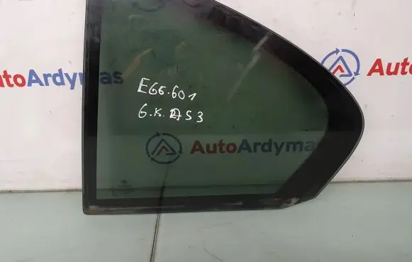 Rear vent window glass