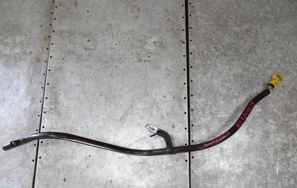 Jeep Cherokee III KJ Oil level dip stick 