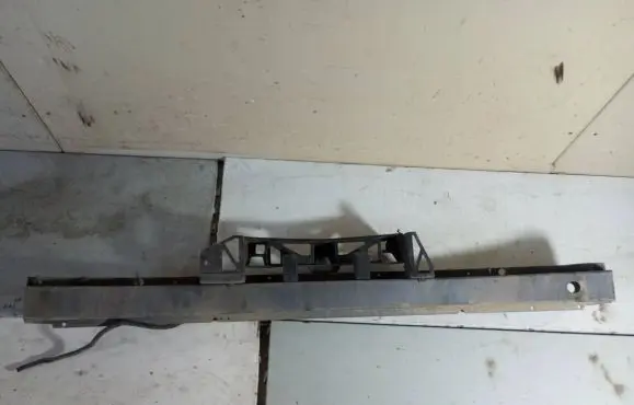 Opel Zafira B Front bumper cross member 24460537