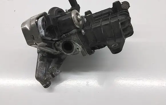Ford Kuga II EGR valve 980759308001