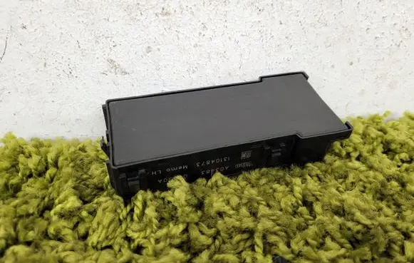 Opel Vectra C Seat control switch 13104873