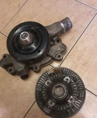Jeep Grand Cherokee Water pump 181438 L63
