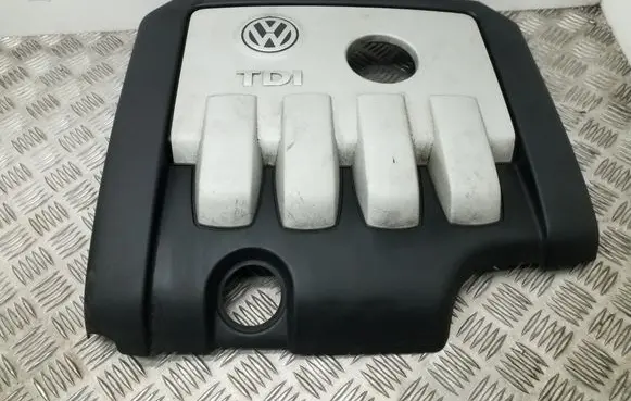 Volkswagen Golf Plus Engine cover (trim) 03G103925