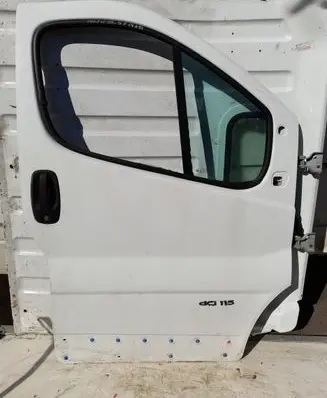 Renault Trafic II (X83) Front door 7751478601
