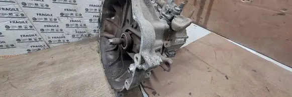 Honda FR-V Manual 5 speed gearbox JTW5