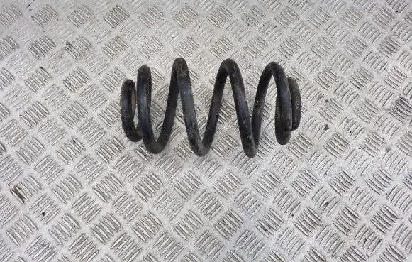 Volkswagen Transporter - Caravelle T4 Rear coil spring