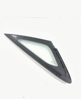 BMW 2 F46 Front triangle window/glass 2579129 43R001735