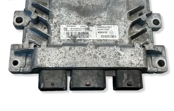 Renault Clio IV Engine control unit/module 8200522357 8200510536 S120200105