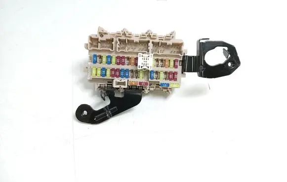 Renault Kadjar Fuse module 243808901R