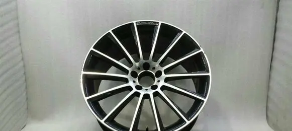 Mercedes-Benz CLS C218 AMG R20 alloy rim 