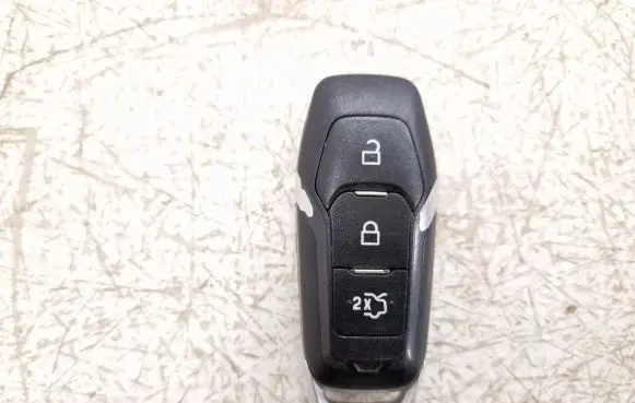 Ford Mondeo MK V Ignition key/card DS7T15K601 DS7T15K601DB A2C37754600