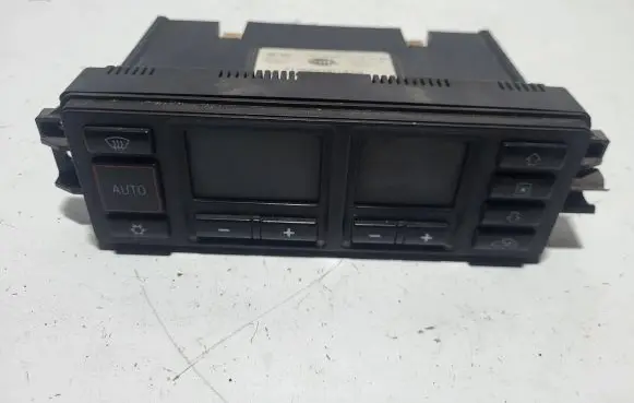 Audi A3 S3 8L Climate control unit 8L0820043M 5HB00760810 D770003