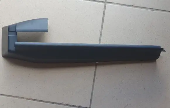 Mercedes-Benz GL X164 Front passenger seat rail trim A1649194920 1525311 JCI471029
