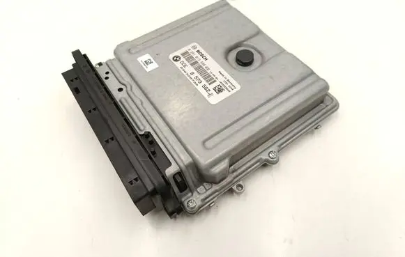 BMW 5 F10 F11 Engine control unit/module 8573562 0281019686 030328730