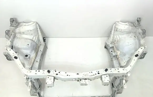 Toyota Prius+ (ZVW40) Radiator support slam panel