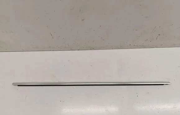 Mercedes-Benz GLB x247 Front door glass trim molding 