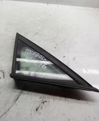 Seat Toledo III (5P) Front triangle window/glass 