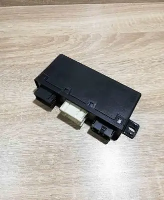 BMW 5 E39 Door control unit/module 6904255