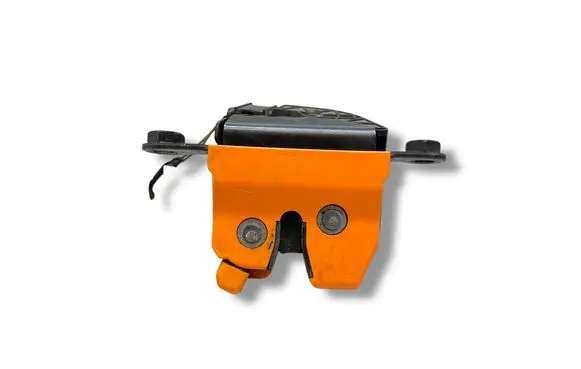 Skoda Fabia Mk1 (6Y) Tailgate/trunk/boot lock/catch/latch 6Y9827501F A171