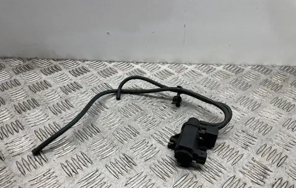 BMW 5 E60 E61 Turbo solenoid valve 7796634