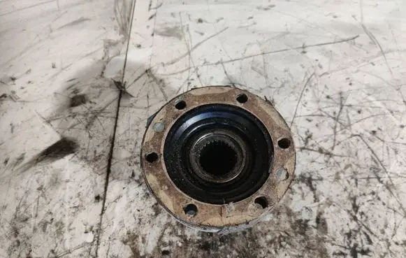 Suzuki Jimny Hub lock 