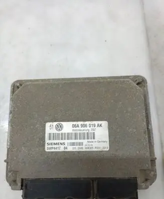 Audi A6 S6 C6 4F Engine control unit/module 06A906019AK 5WP441704