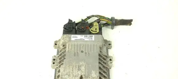 Volvo V50 Engine control unit/module ECU 30788975 S180134001B