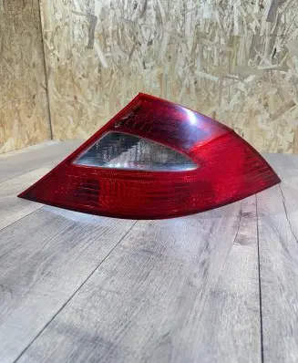 Mercedes-Benz CLS C219 Rear/tail lights A2198200264 427182R 427122R