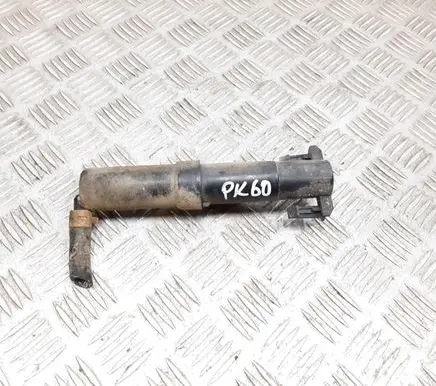 Headlight washer spray nozzle