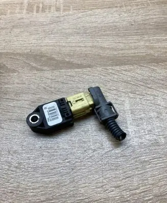 Toyota Avensis T250 Airbag deployment crash/impact sensor 8917305040