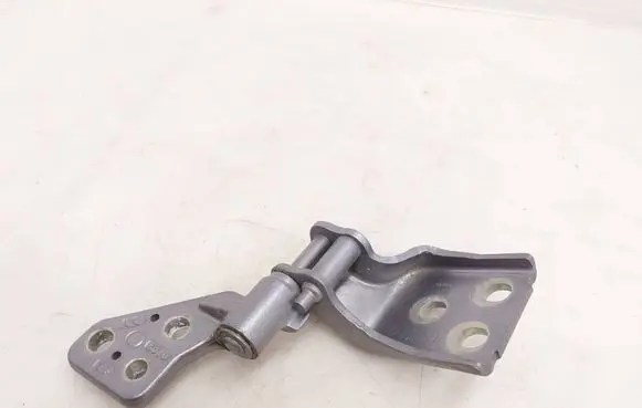 Citroen Berlingo Loading door upper hinge 080D05220