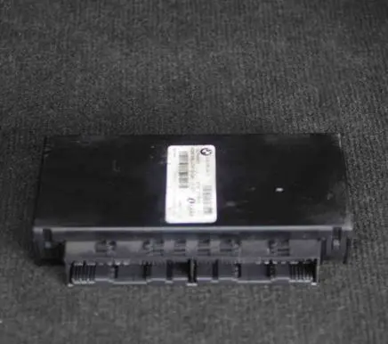 BMW 5 E60 E61 Gateway control module 9176078