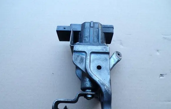 BMW 3 E90 E91 Turbo charger electric actuator 33519200