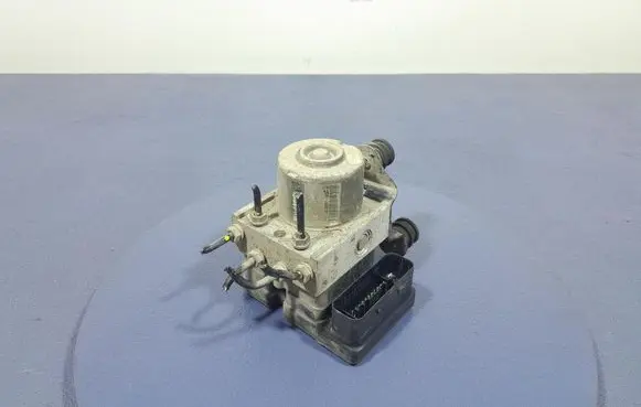 Skoda Octavia Mk2 (1Z) ABS Pump 1K0614117H