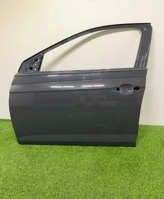 Volkswagen Taigo Front door 2G4831051P
