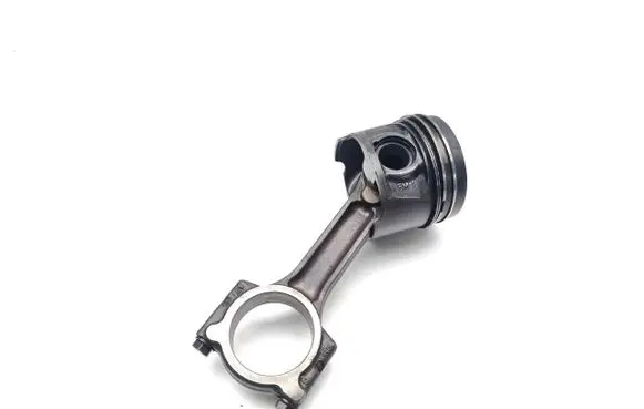 Nissan Qashqai Piston with connecting rod K9K430